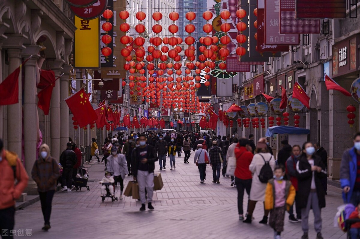 关于故乡的作文(关于故乡的作文800字高中)（关于家乡的作文（高中关于家乡的作文800字）文章) 