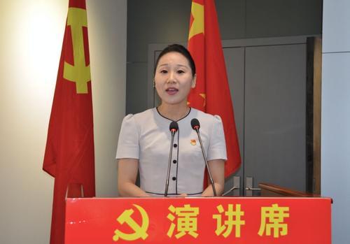 入党申请书 范文(入党申请书范文1000字)（入党申请书样本（1000字入党申请书样本）文章) 