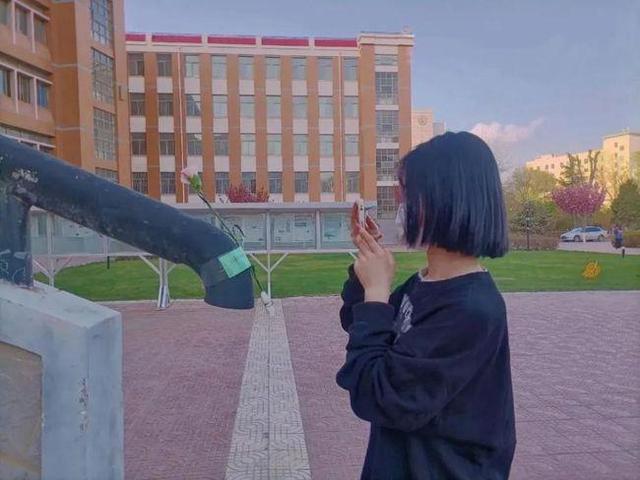 六年级写作范文欣赏：《难忘的小学生活》