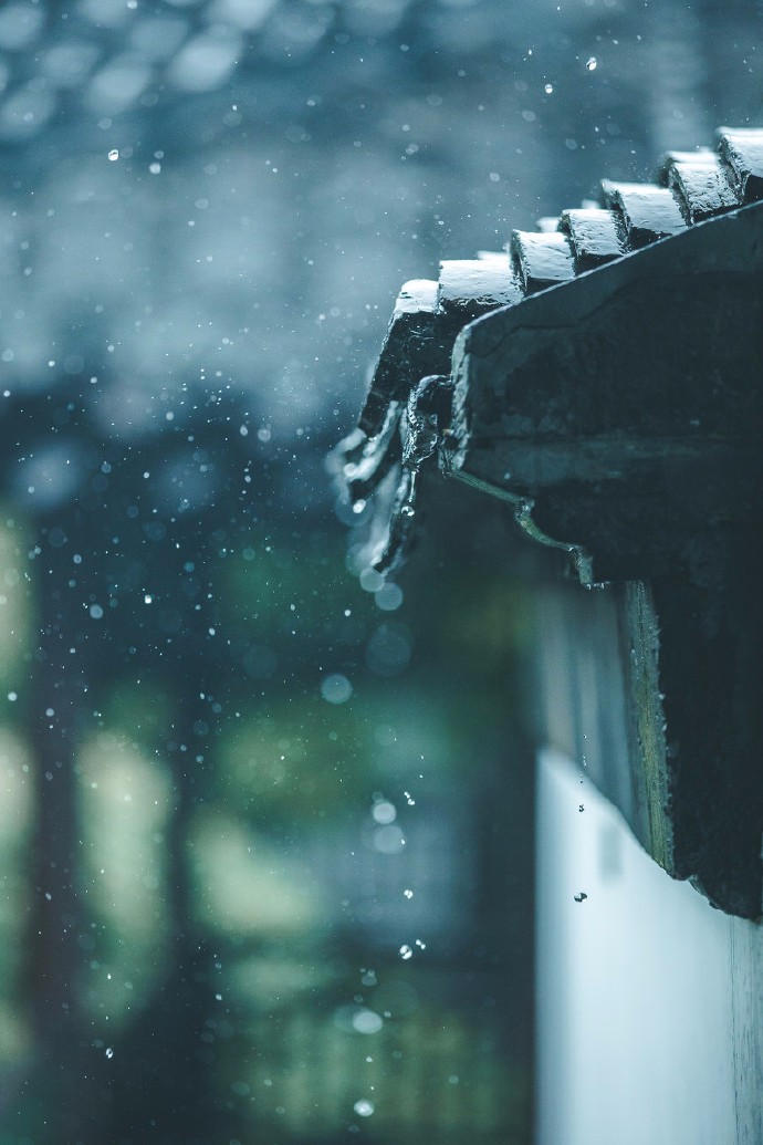 有关秋天的文章(有关秋天的文章三年级)（关于秋天的文章（三年级关于秋天的文章）文章)