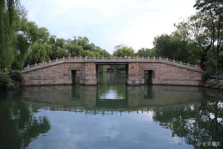 颐和园西堤