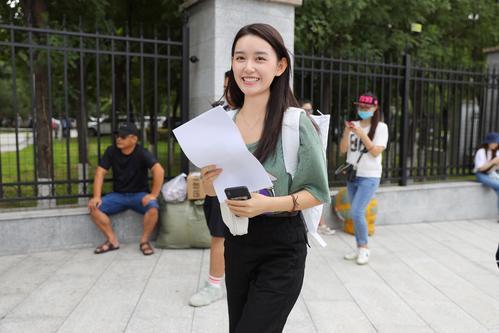 六年级写作范文欣赏：《难忘的小学生活》