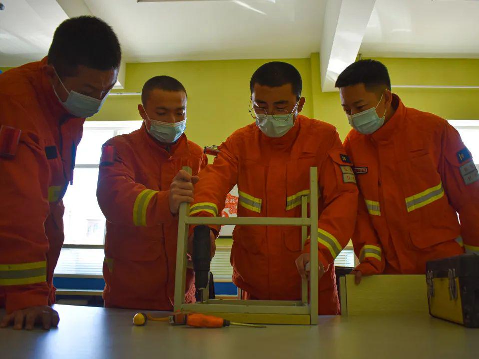 名人的故事(名人的故事300字左右)（名人的故事（名人的故事约300字）文章) 