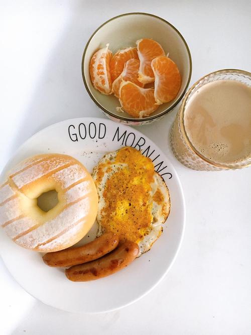 愉快的周末(愉快的周末二年级作文)（周末快乐（二年级周末快乐作文）文章)