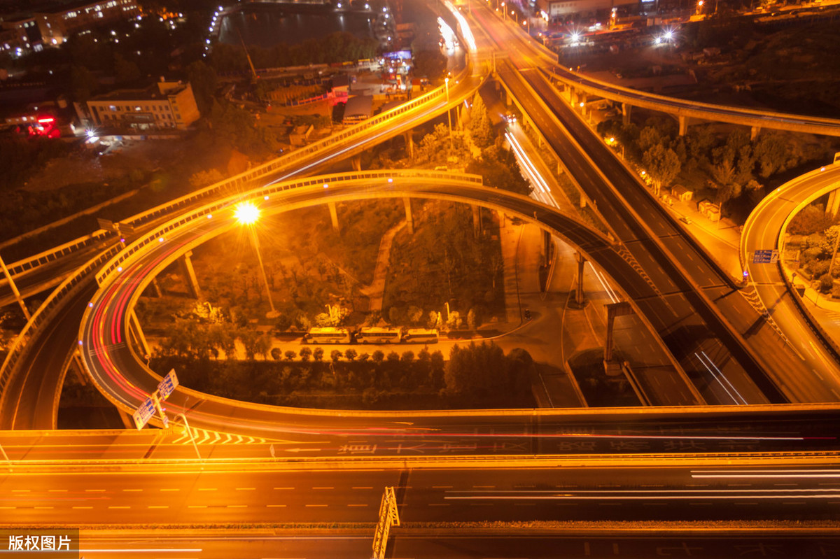 初中生优秀作文：错过