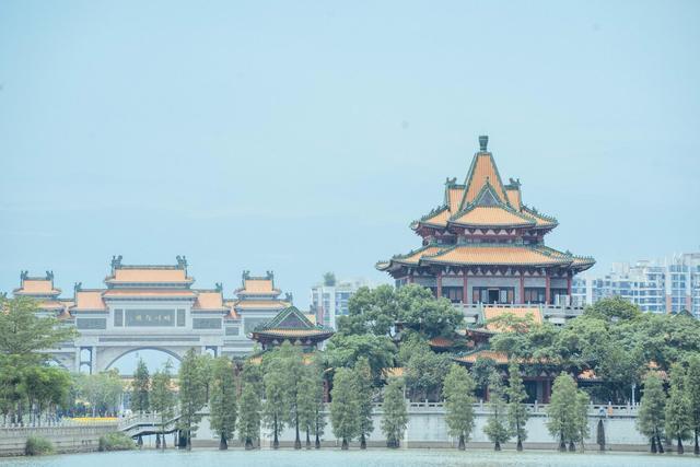 顺峰山公园(顺峰山公园灯光秀时间)（顺峰山公园（顺峰山公园灯光秀时间）文章) 