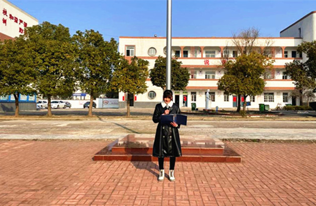 弘扬雷锋精神，做新时代好少年