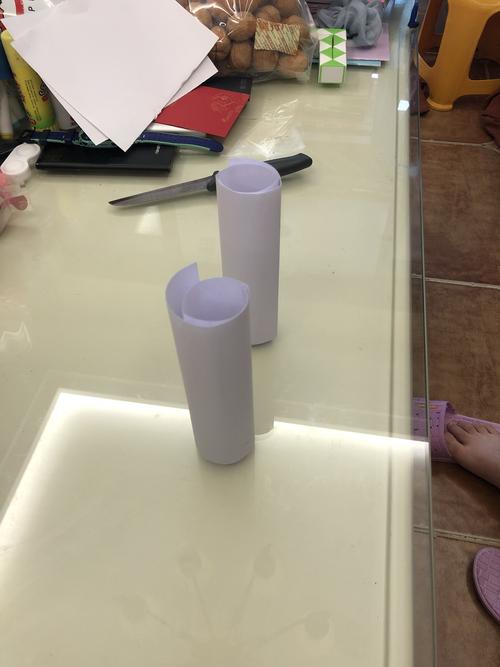 一包a4纸有多重