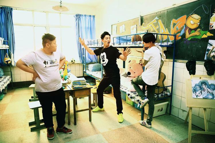 我的同桌是极品