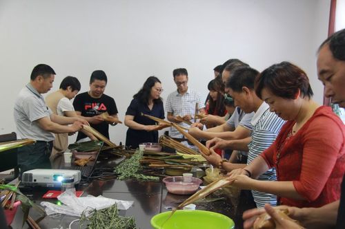 端午节包粽子(端午节包粽子活动总结)（端午包粽子（端午节包粽子活动汇总）文章) 