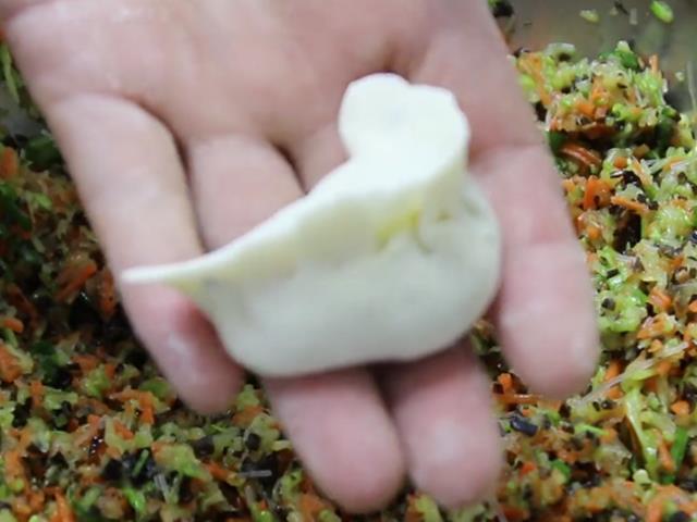 包饺子的过程怎么写