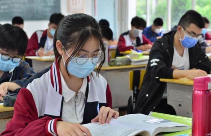 3种“人人厌烦”的初中生，第一种“茶里茶气”，最后一种谁都烦