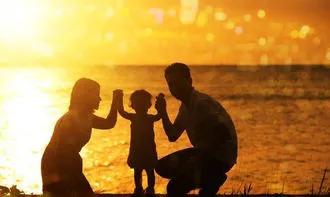 爱是强大的力量,原生家庭缺爱的孩子最需要这种力量