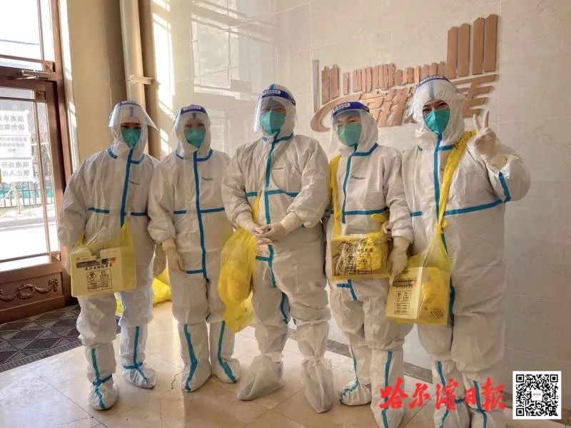 每天暴走4万步！核酸采集一线，“提灯女神”度过难忘生日