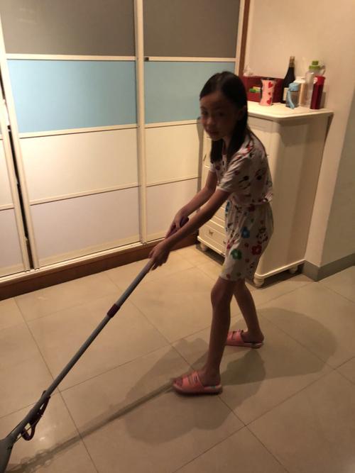 我帮妈妈做家务(我帮妈妈做家务400字)（我帮妈妈做家务（我帮妈妈做家务，400字）文章) 