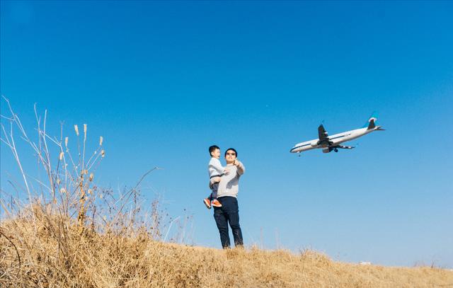 “父之美德，子之遗产。”倡议每年的8月8日是中国父亲节