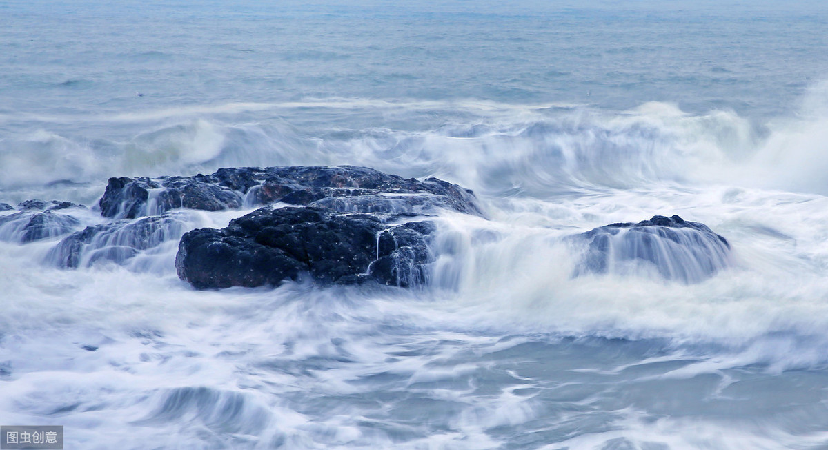 初中生优秀作文：我向往大海一样的人生