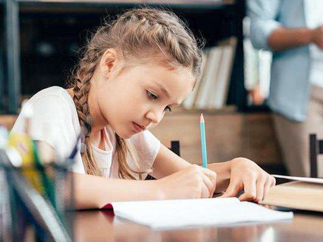 四年级上册习作：《推荐一个好地方》感受不同美景，写出优秀作文