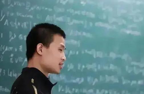 天赋是成功的捷径吗？韦东奕一年级日记走红，天才从小就与众不同