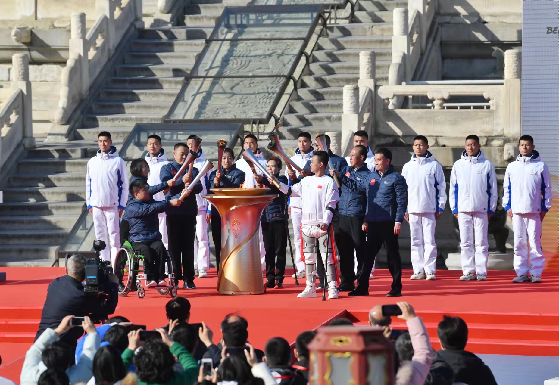 “九天之火”汇集，9个火种在天坛生成北京冬残奥会官方火种