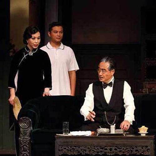 周朴园人物形象分析