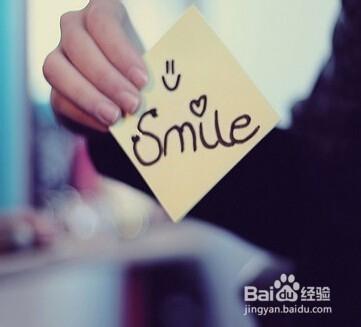 用微笑面对生活(用微笑面对生活作文700字)（微笑面对生活（微笑面对生活700字作文）文章)